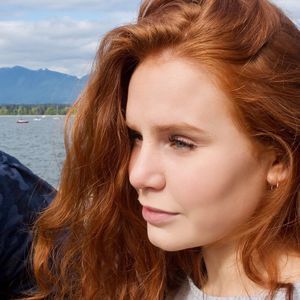 Meet your Posher, Maddie